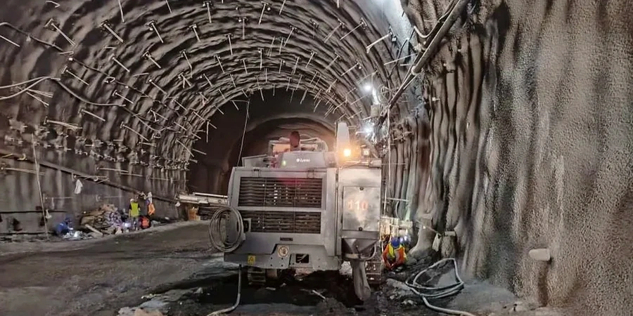 Monitoreo Geotécnico de Excavaciones en Alto Hospicio: Control Real en Suelo Salino